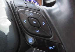 2018 Toyota C-HR - Image 37