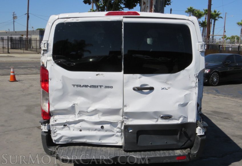 2018 Ford Transit Passenger Wagon - Image 12