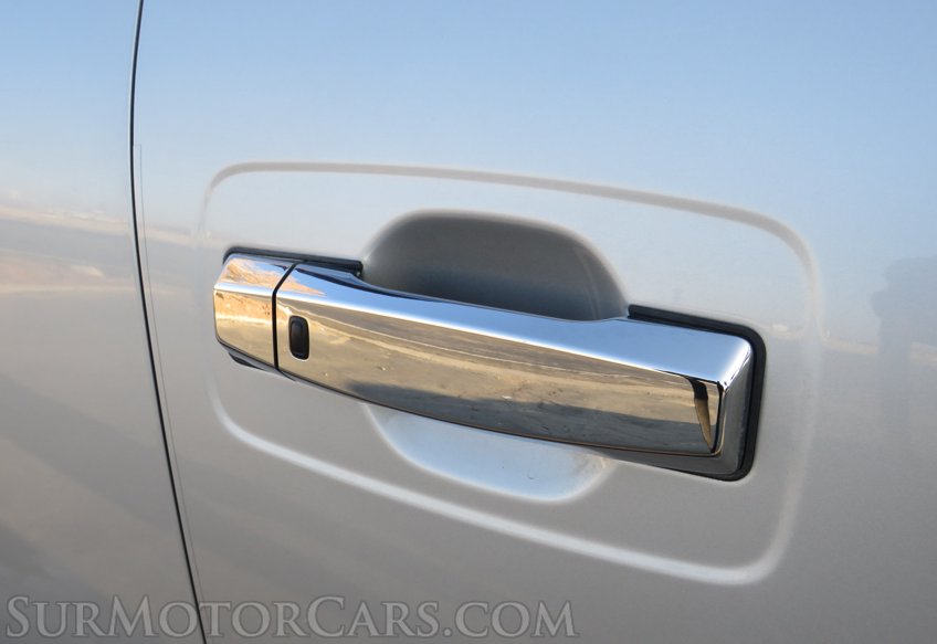 2018 Nissan Titan - Image 30