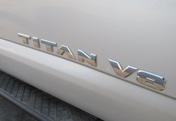 2018 Nissan Titan - Image 32