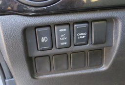 2018 Nissan Titan - Image 56