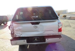 2018 Nissan Titan - Image 14