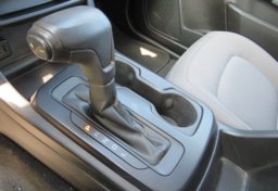 2020 Chevrolet Colorado - Image 36