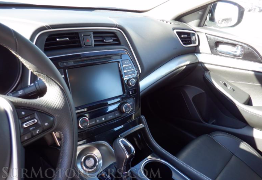 2022 Nissan Maxima - Image 6