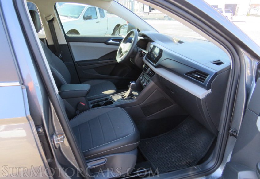 2022 Volkswagen Taos - Image 23