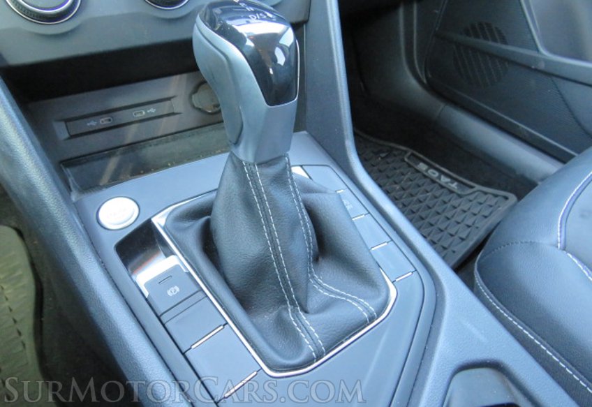 2022 Volkswagen Taos - Image 38