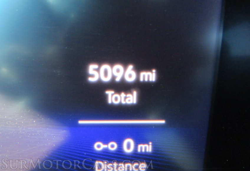 2022 Volkswagen Taos - Image 32