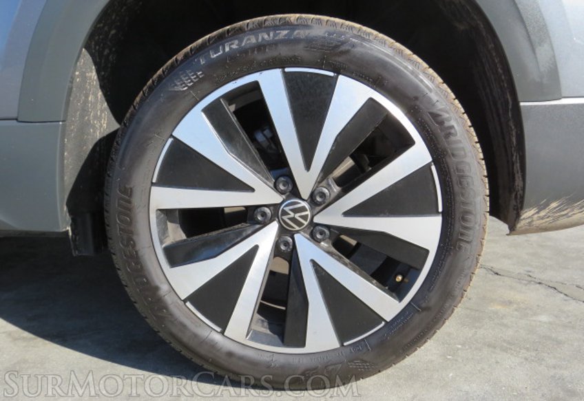 2022 Volkswagen Taos - Image 11