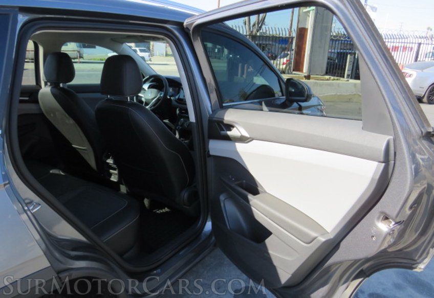 2022 Volkswagen Taos - Image 27