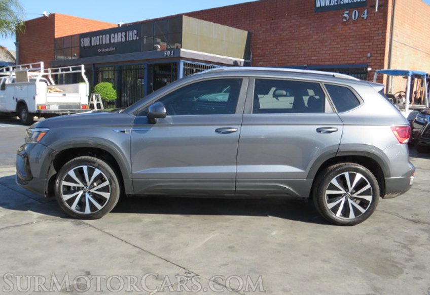 2022 Volkswagen Taos - Image 5