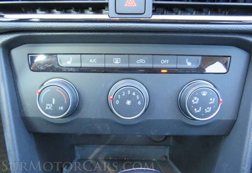 2022 Volkswagen Taos - Image 37