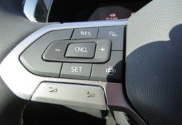 2022 Volkswagen Taos - Image 40