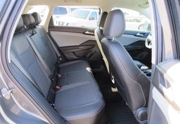 2022 Volkswagen Taos - Image 31