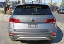 2022 Volkswagen Taos - Image 12