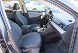 2022 Volkswagen Taos - Image 25