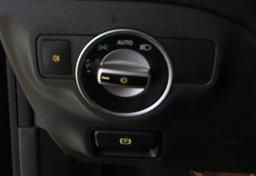 2014 Mercedes-Benz CLA - Image 39