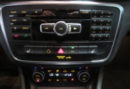 2014 Mercedes-Benz CLA - Image 44