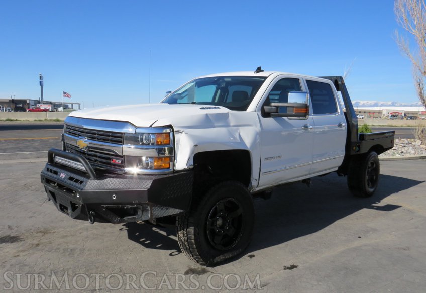 2016 Chevrolet Silverado 2500HD - Image 4