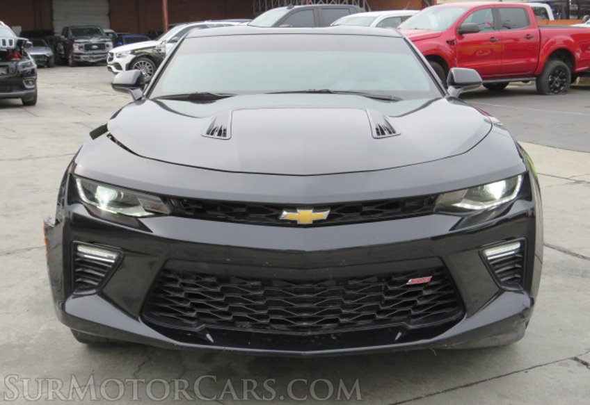 2017 Chevrolet Camaro - Image 9