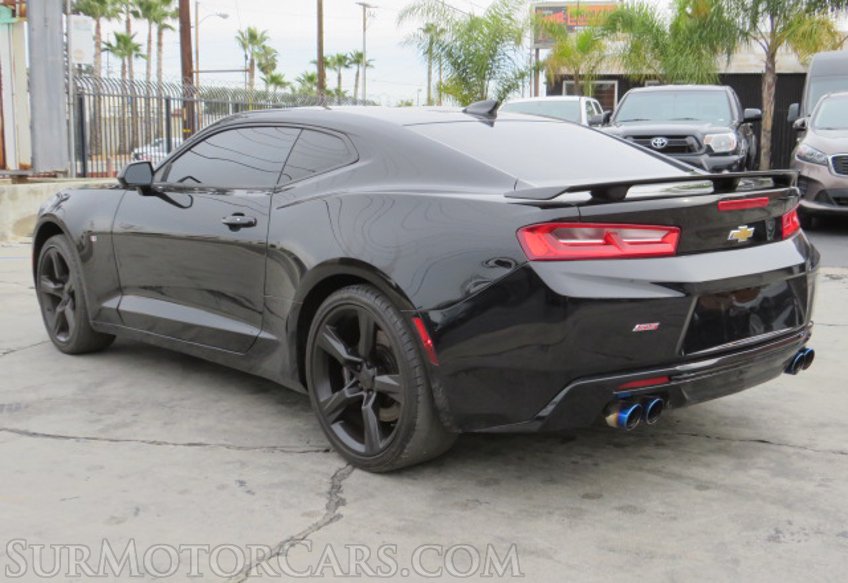 2017 Chevrolet Camaro - Image 7