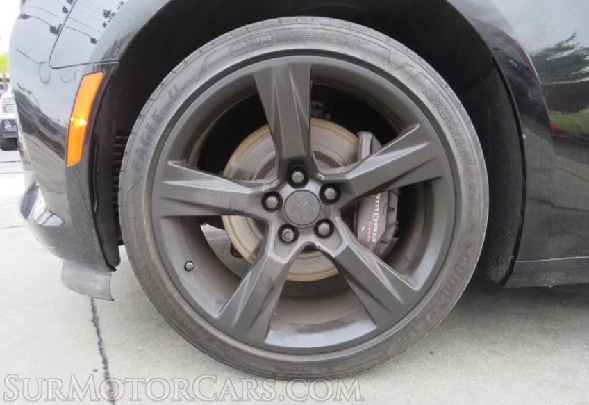 2017 Chevrolet Camaro - Image 18