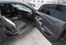 2017 Chevrolet Camaro - Image 20