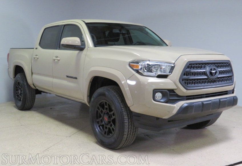 2017 Toyota Tacoma - Image 3
