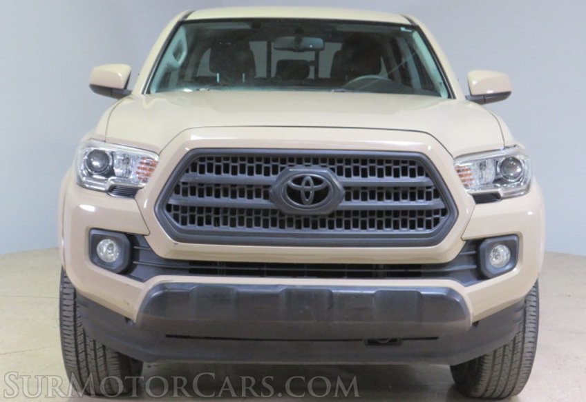 2017 Toyota Tacoma - Image 11