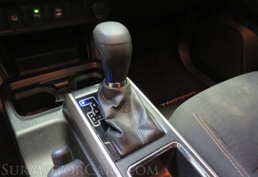 2017 Toyota Tacoma - Image 44