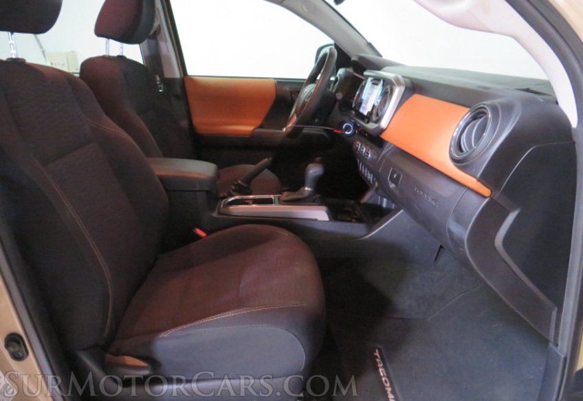 2017 Toyota Tacoma - Image 30