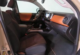 2017 Toyota Tacoma - Image 25