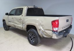 2017 Toyota Tacoma - Image 8