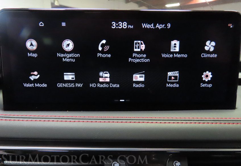 2023 Genesis G70 - Image 34