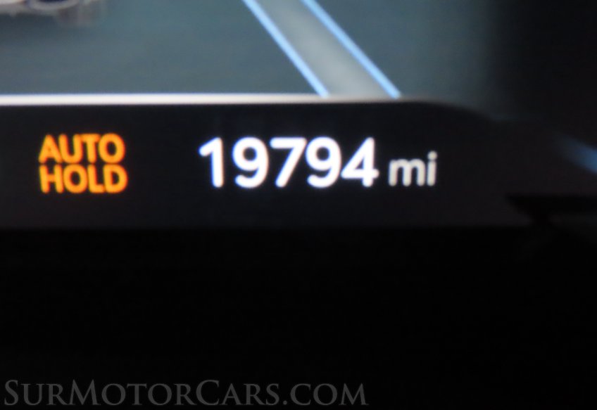 2023 Genesis G70 - Image 32