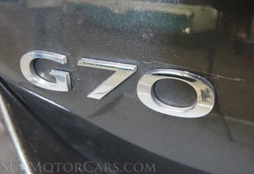 2023 Genesis G70 - Image 16