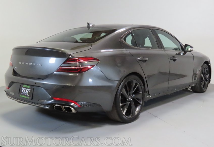 2023 Genesis G70 - Image 8