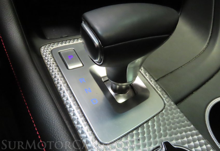 2023 Genesis G70 - Image 38