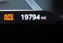 2023 Genesis G70 - Image 32