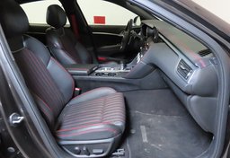 2023 Genesis G70 - Image 25