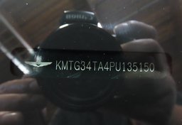 2023 Genesis G70 - Image 57