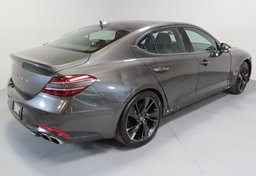 2023 Genesis G70 - Image 10