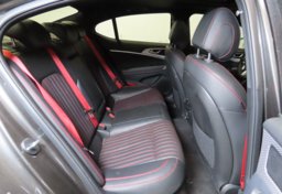 2023 Genesis G70 - Image 26