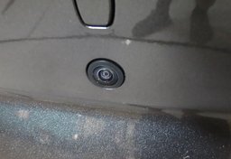 2023 Genesis G70 - Image 42