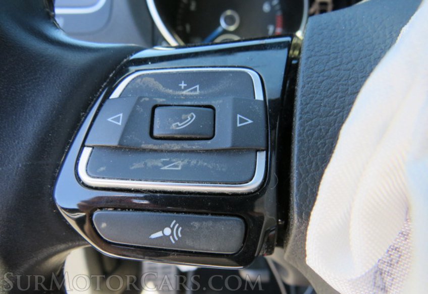 2013 Volkswagen Golf R - Image 48