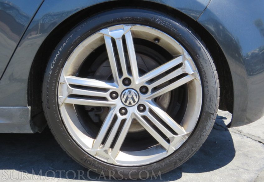 2013 Volkswagen Golf R - Image 19