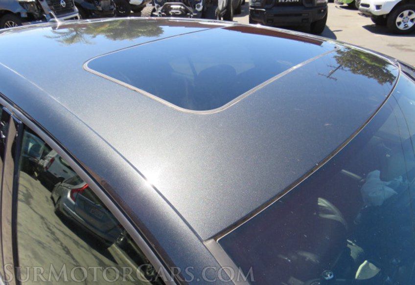 2013 Volkswagen Golf R - Image 14