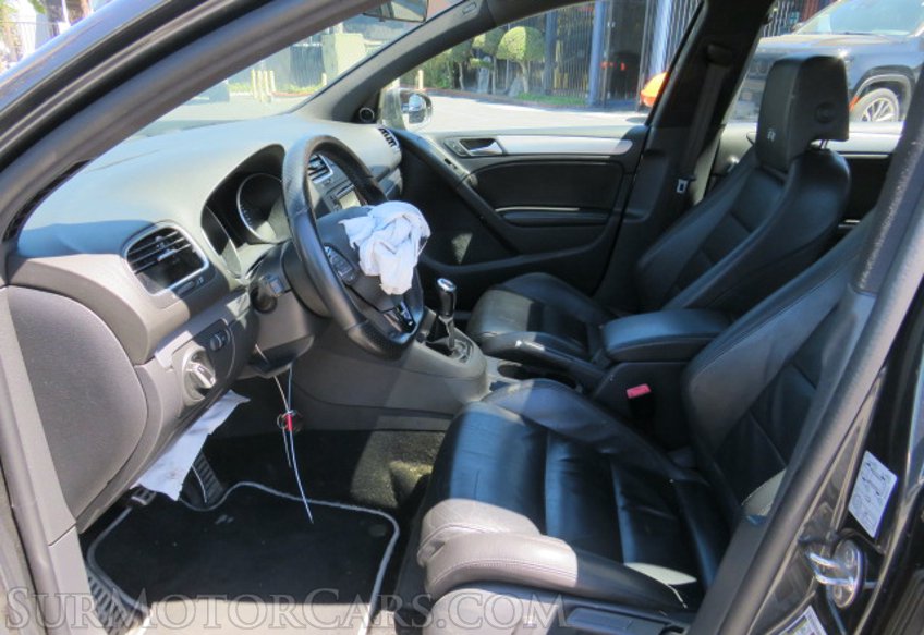 2013 Volkswagen Golf R - Image 24