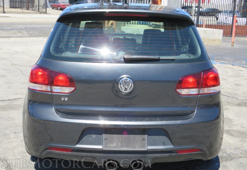 2013 Volkswagen Golf R - Image 12