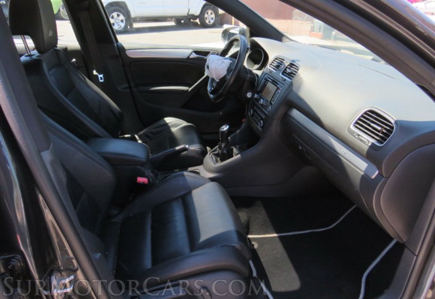 2013 Volkswagen Golf R - Image 25