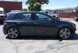 2013 Volkswagen Golf R - Image 6